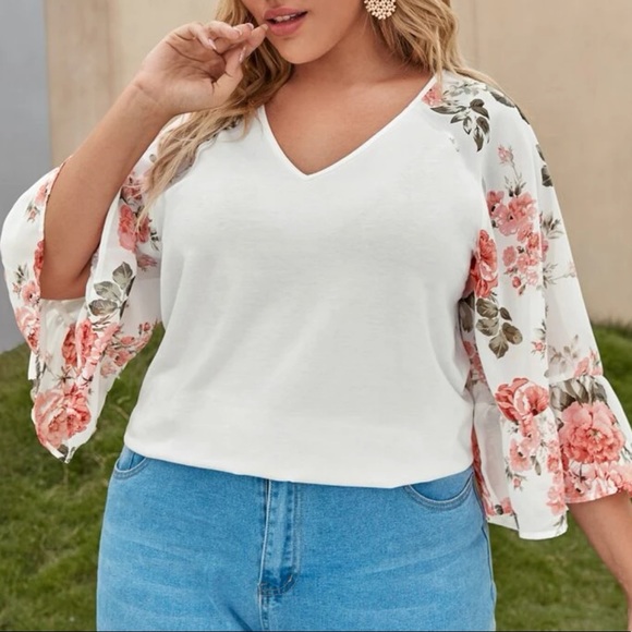 Boho black  V neck floral print sleeve blouse - Picture 2 of 16